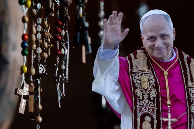 O papa León afirma que seus pais oraram o rosário juntos “a vida toda”