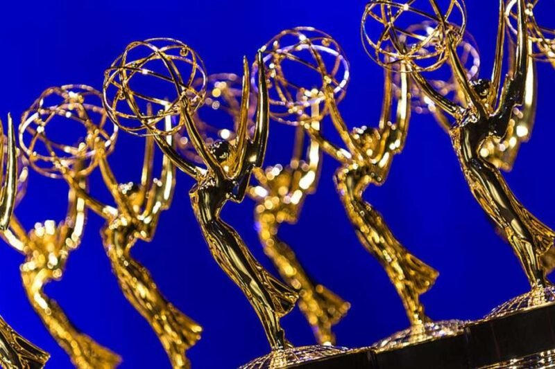 Que horas e onde assistir ao Emmy 2025, premiação da TV americana?