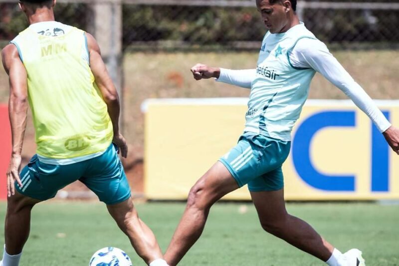 Cruzeiro enfrenta Bahia visando recuperação vice colocação do Brasileirão