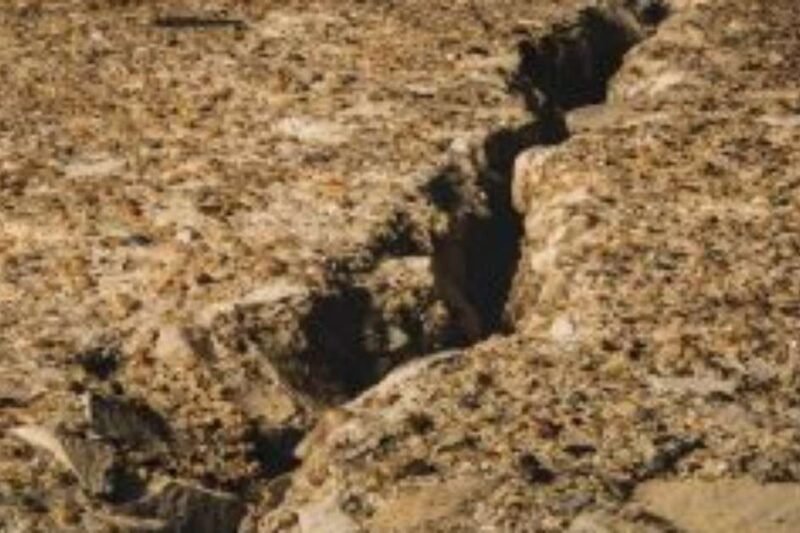 Terremoto de magnitude 5.7 atinge norte da Colômbia e alerta para riscos sísmicos na região