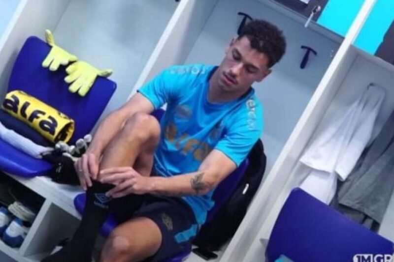 Enzo cita tratativas prolongadas e peso em defender o Grêmio: ‘Aceitei na hora’