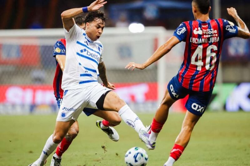 Em jogo de golaços, Gabigol marca no fim e Cruzeiro vence o Bahia na Arena Fonte Nova