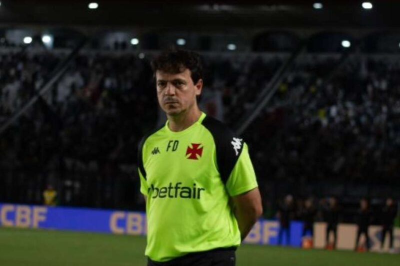 Diniz desabafa após empate do Vasco: “Muito frustrante”