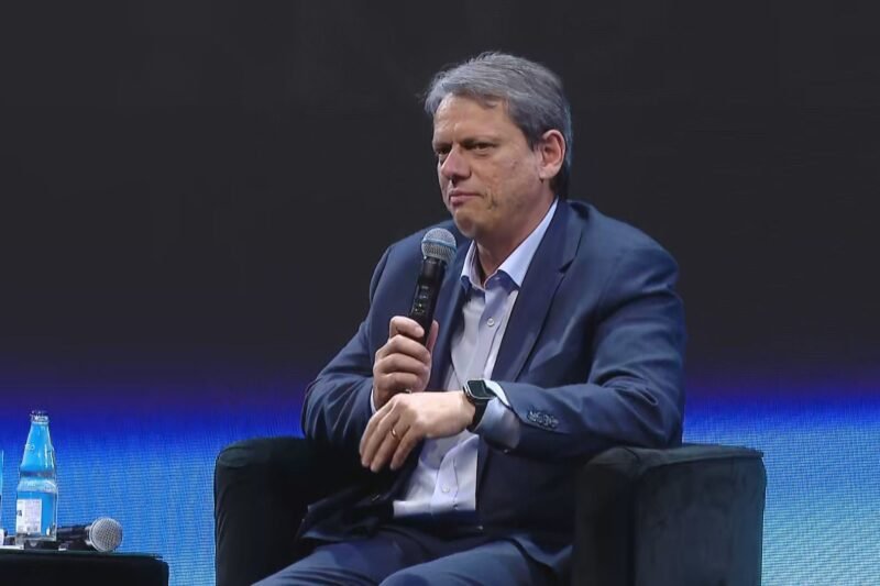 Tarcísio articulou anistia em jantar de União Brasil e PP