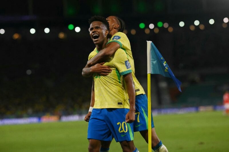 Com belos gols, Brasil vence Chile e segue invicto na Era Ancelotti